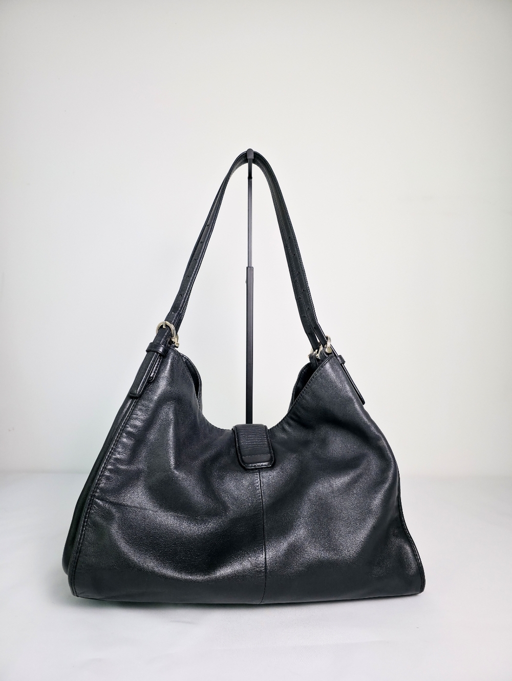 Coach Madison Carlyle 32221 Hobo Smooth Black Leather Carryall Shoulder Hang Tag - Picture 2 of 12